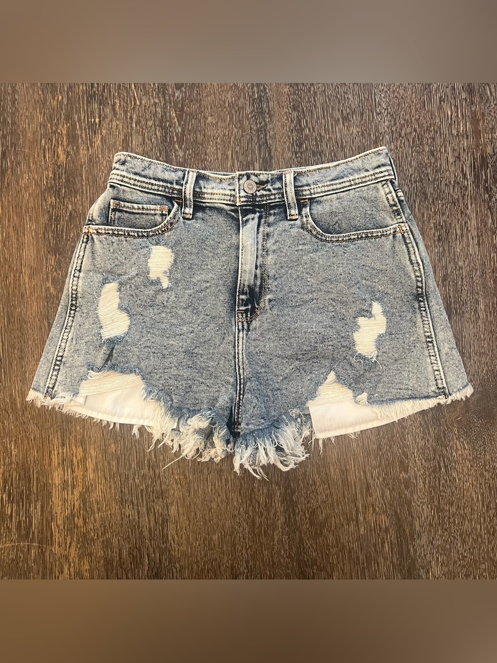 Hollister Ultra High-Rise Relaxed Vintage Distressed Jean Shorts